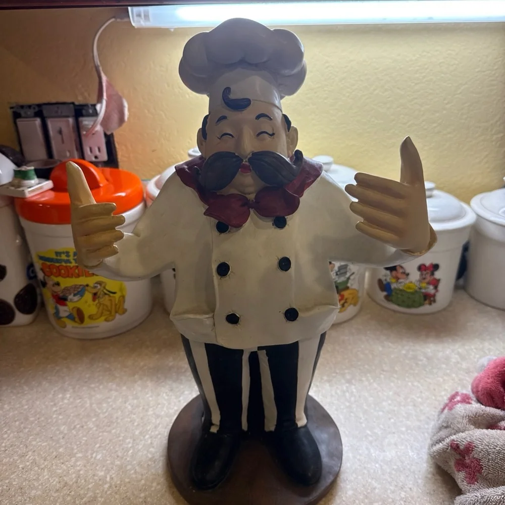 Vintage Polystone Kitchen Chef Wine Bottle Holder with Black and White Outfit